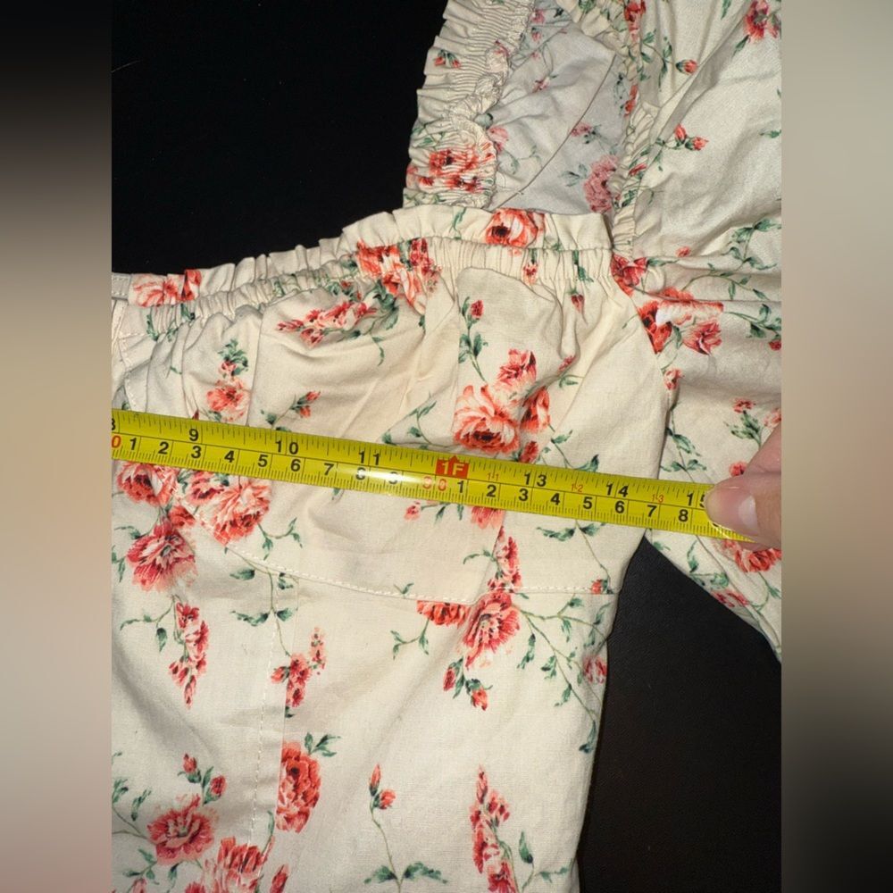 We wore what women’s floral ruched cup crop top size Small NWT feminine romantic - Picture 9 of 10